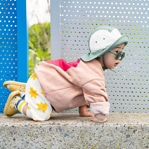 KIETLA KLOBOUČEK S UV OCHRANOU 0-1 ROK - ČEPIČKY A KLOBOUČKY - PRO DĚTI