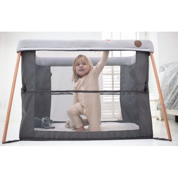 MAXI-COSI IRIS 2023 - CESTOVNÍ POSTÝLKY - SPINKÁNÍ