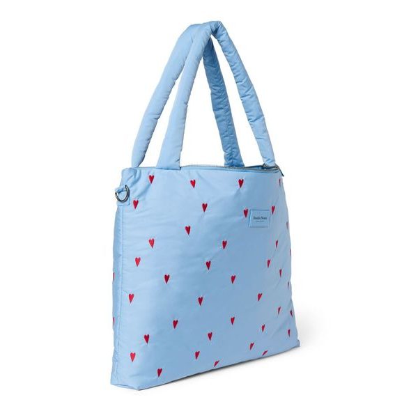 STUDIO NOOS PUFFY DIAPER BAG PŘEBALOVACÍ TAŠKA LIGHT BLUE HEARTS - PŘEBALOVACÍ TAŠKY - KOČÁRKY A PŘÍSLUŠENSTVÍ