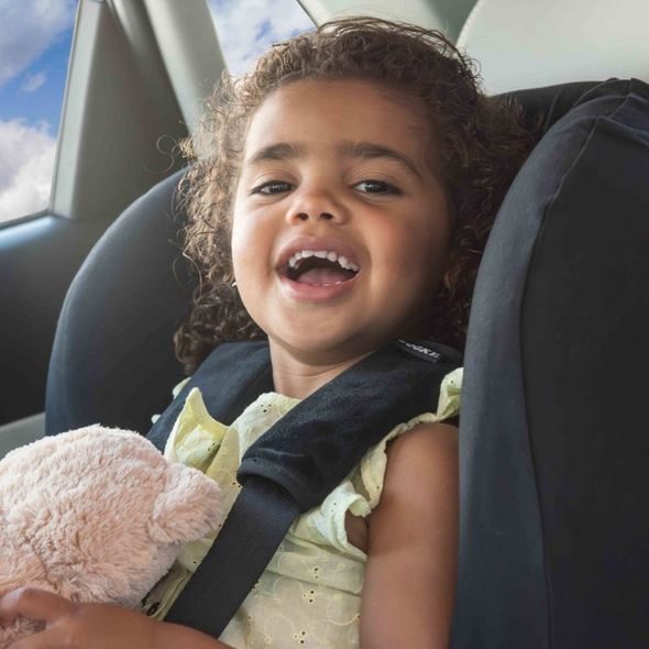 DOOKY CHRÁNIČ PÁSU SEATBELT PADS BLACK 2KS - POLSTROVÁNÍ PÁSŮ - AUTOSEDAČKY A PŘÍSLUŠENSTVÍ
