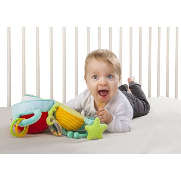 VULLI SVĚT PLNÝ PŘEKVAPENÍ - HRAČKY K ZAVĚŠENÍ - PRO DĚTI