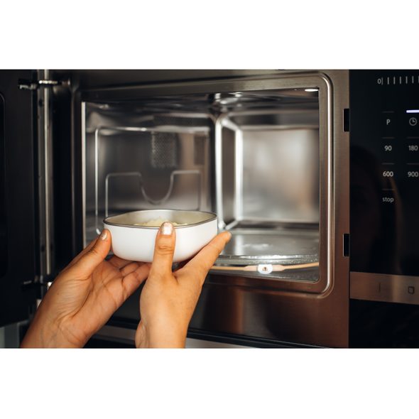 BEABA JÍDELNÍ SADA NEREZ 3-DÍLNÁ SAGE GREEN - MISKY, TALÍŘKY A PODLOŽKY - KRMENÍ