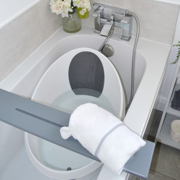 SHNUGGLE ZAVINOVACÍ OSUŠKA S KAPUCÍ WHITE - OSUŠKY A DĚTSKÉ ŽUPANY - KOUPÁNÍ A ZDRAVÍ