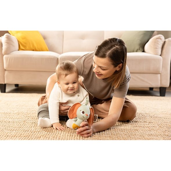 TINY LOVE KRÁLÍČEK GARDEN OF ADVENTURES - HRAČKY K ZAVĚŠENÍ - PRO DĚTI