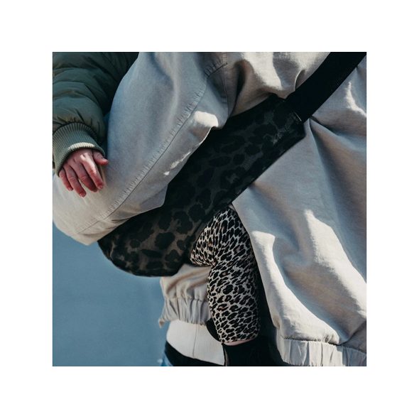 WILDRIDE DĚTSKÉ NOSÍTKO GREY LEOPARD - NOSÍTKA - NOŠENÍ & SPORT