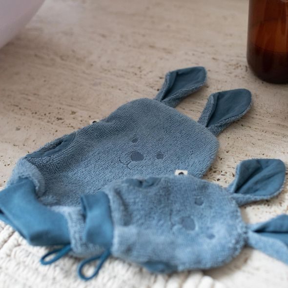 BIBS KANGAROO RUKAVICE NA KOUPÁNÍ Z BIO BAVLNY - ŽÍNKY A HOUBIČKY - KOUPÁNÍ A ZDRAVÍ