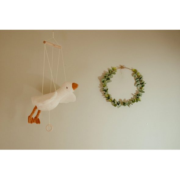 LITTLE DUTCH DEKORATIVNÍ LÉTAJÍCÍ HUSA NEWBORN NATURALS - FARMA - PRO DĚTI