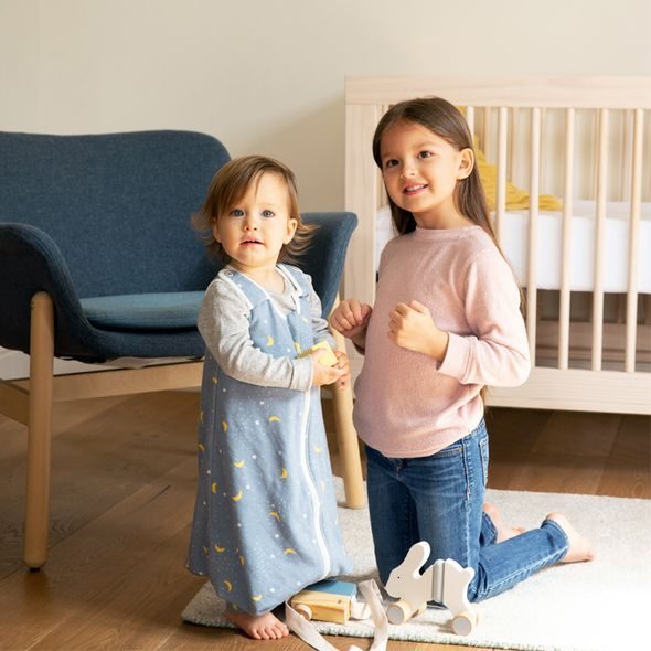 ERGOBABY SPACÍ VAK 18-36 M ON THE MOVE TOG 1.0 - STELLAR - SPACÍ PYTLE - SPINKÁNÍ