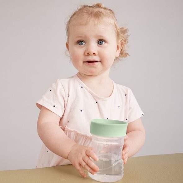 B.BOX HRNEČEK PRO BATOLATA 12M+ - SVĚTLE ZELENÝ 240 ML - DĚTSKÉ HRNEČKY - KRMENÍ