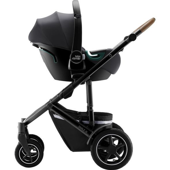 BRITAX RÖMER SET SMILE III + HLUBOKÁ KORBA + AUTOSEDAČKA BABY SAFE 3 - TROJKOMBINACE - KOČÁRKY A PŘÍSLUŠENSTVÍ