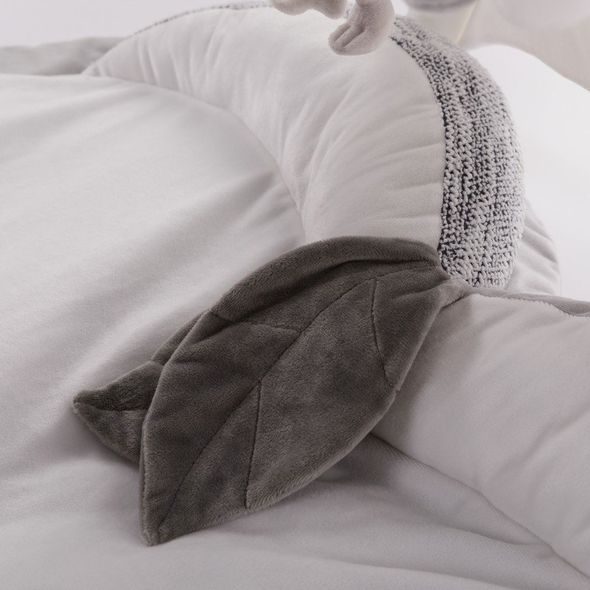 BO JUNGLE HRACÍ DEKA S HRAZDIČKOU B-PLAY GYM APPLE GREY - HRACÍ DEKY - PRO DĚTI