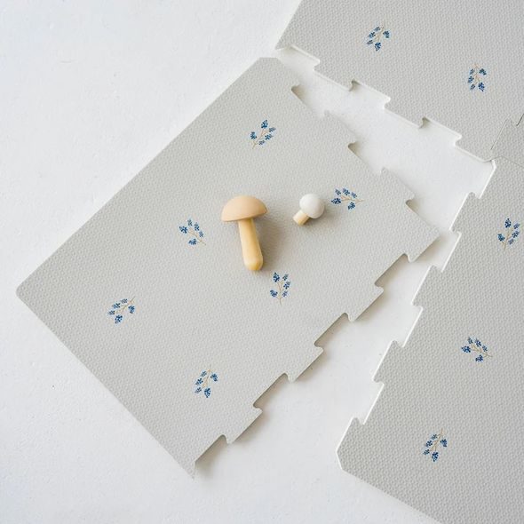 3 SPROUTS PĚNOVÁ HRACÍ PODLOŽKA BLUEBERRY/TAUPE - HRACÍ PODLOŽKY NA ZEM - SPINKÁNÍ