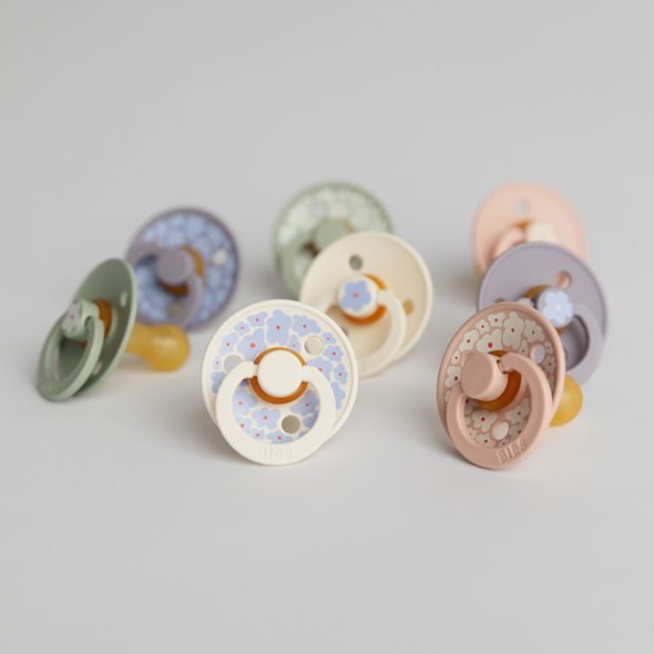 BIBS STUDIO COLOUR JASMINE DUDLÍKY Z PŘÍRODNÍHO KAUČUKU 2KS VEL. 1 - ŠIDÍTKA A DOPLŇKY - KRMENÍ