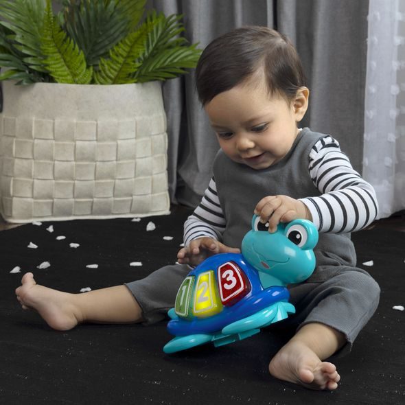 BABY EINSTEIN SKÁKADLO/AKTIVNÍ CENTRUM 2V1 CURIOSITY COVE™ 6M+ DO 11KG - VOZÍTKA A ODRÁŽEDLA - PRO DĚTI