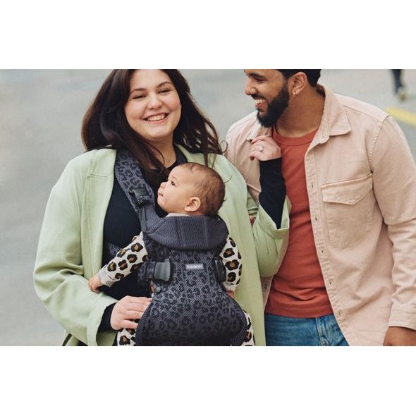BABYBJORN ONE ANTHRACITE/LEOPARD 3D MESH - ERGONOMICKÁ NOSÍTKA - NOŠENÍ & SPORT