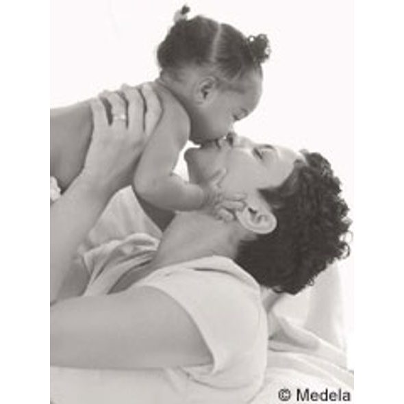 MEDELA KONTAKTNÍ KOJÍCÍ KLOBOUČKY V KRABIČCE, 1 PÁR - CHRÁNIČE A TVAROVAČE BRADAVEK - PRO MAMINKY