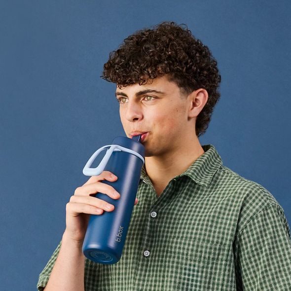 B.BOX NEREZOVÁ TERMOLAHEV S BRČKEM 690 ML - MIDNIGHT - TERMOOBALY A TERMOSKY - KRMENÍ