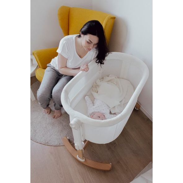 PETITE&MARS POSTÝLKA DĚTSKÁ POLOHOVATELNÁ S FUNKCÍ KOLÉBKY GLORY 2V1 MOCHA BEIGE - KOŠÍKY A KOLÉBKY - SPINKÁNÍ