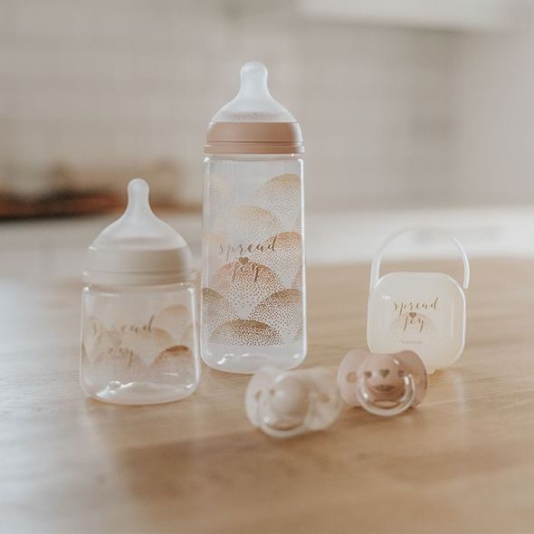 SUAVINEX SUAVINEX L LÁHEV KOJENECKÁ 150 FYZ S SRDCE KORUNKA JOY - KOJENECKÉ LAHVE - KRMENÍ