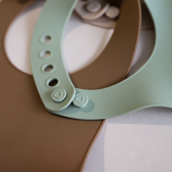 LOVI SILIKONOVÝ BRYNDÁK S KAPSOU GRANOLA - BRYNDÁKY - KRMENÍ