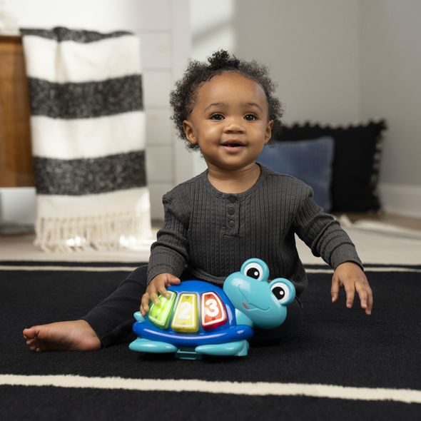 BABY EINSTEIN SKÁKADLO NEPTUNE’S OCEAN DISCOVERY™ 6M+ DO 11KG - VOZÍTKA A ODRÁŽEDLA - PRO DĚTI