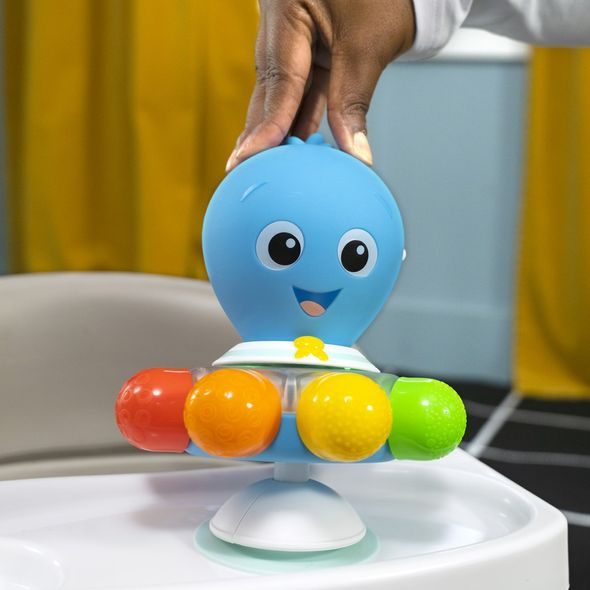BABY EINSTEIN HRAČKA SENZORICKÁ CHOBOTNICE S PŘÍSAVKOU OPUS'S SPIN & SEA™ 3M+ - HRAČKY SE ZVUKY - PRO DĚTI