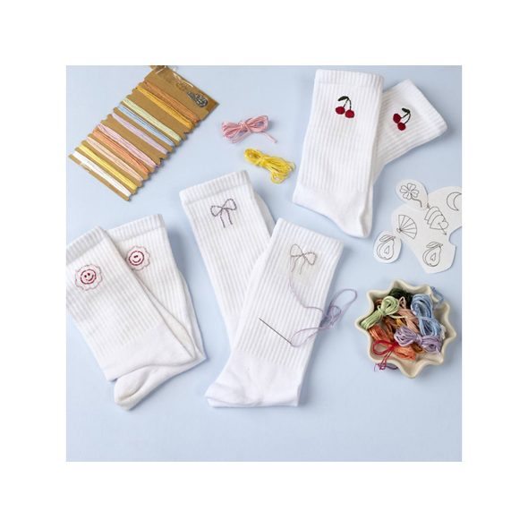 CREATIV COMPANY KREATIVNÍ SADA VYŠÍVÁNÍ PONOŽEK - VÝTVARNÉ POMŮCKY A HRAČKY - PRO DĚTI