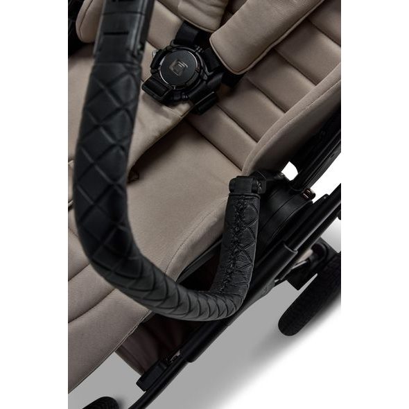 MOON PIÚ BLACK MATT - MUD - DVOJKOMBINACE - KOČÁRKY A PŘÍSLUŠENSTVÍ