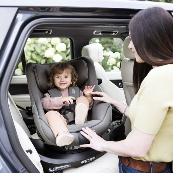 JOIE I-HARBOUR™ E SIGNATURE EBONY - AUTOSEDAČKY 9-18KG - AUTOSEDAČKY A PŘÍSLUŠENSTVÍ