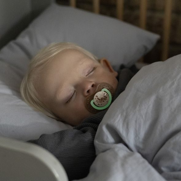 LOVI DUDLÍK SILIKONOVÝ DYNAMICKÝ TIE DYE 18M+ 2KS HOLKA - ŠIDÍTKA A DOPLŇKY - KRMENÍ