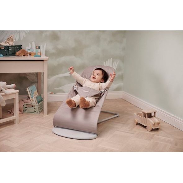 BABYBJORN BABYBJORN LEHÁTKO BLISS SAND GREY WOVEN PETAL, SV.ŠEDÁ KONSTRUKCE - LEHÁTKA A HOUPADLA - SPINKÁNÍ
