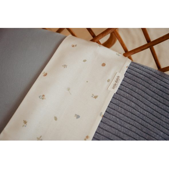 LITTLE DUTCH DEKA PLETENÁ 70X100 CM PURE DENIM BLUE - DĚTSKÉ DEKY PRO MIMINKA - SPINKÁNÍ