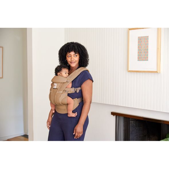 ERGOBABY OMNI BREEZE CAMEL BROWN - ERGONOMICKÁ NOSÍTKA - NOŠENÍ & SPORT