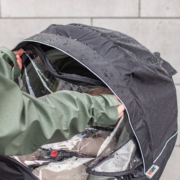 BESAFE GO BEYOND PLÁŠTĚNKA NA AUTOSEDAČKU - PLÁŠTĚNKY A MOSKYTIÉRY - AUTOSEDAČKY A PŘÍSLUŠENSTVÍ