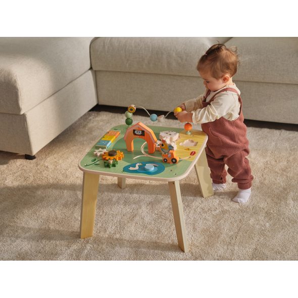 TINY LOVE STOLEK S AKTIVITAMI DŘEVĚNÝ FARMERS FUNDAY - DŘEVĚNÉ HRAČKY - PRO DĚTI