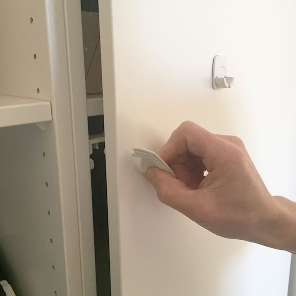 BABY DAN MAGNETICKÝ UZÁVĚR PRO SKŘÍNKY A ZÁSUVKY, 2KS - BEZPEČNOST DĚTÍ V DOMÁCNOSTI - KOUPÁNÍ A ZDRAVÍ