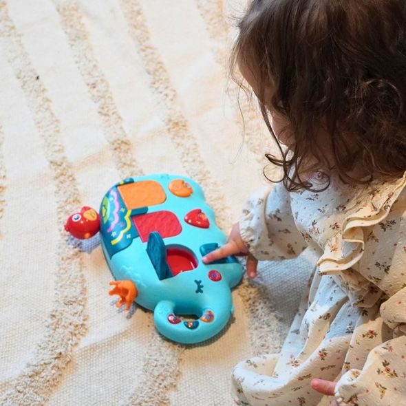 BO JUNGLE HUDEBNÍ SLONÍK ELLIE 18M+ - HRAČKY SE ZVUKY - PRO DĚTI