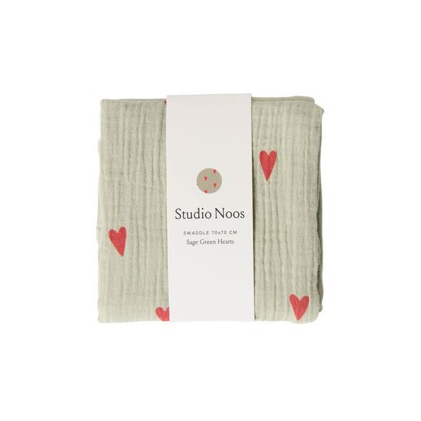STUDIO NOOS SWADDLE ZAVINOVAČKA PRINT MEDIUM GREEN HEARTS - ZAVINOVACÍ PLENY / OSUŠKY VELKÉ - PŘEBALOVÁNÍ