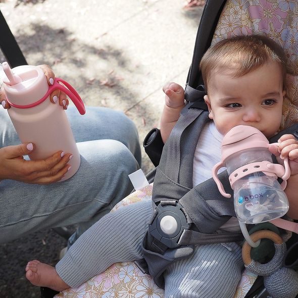 B.BOX UNIVERZÁLNÍ PÁSEK - SVĚTLE RŮŽOVÝ - PŘÍSLUŠENSTVÍ K HRNEČKŮM - KRMENÍ