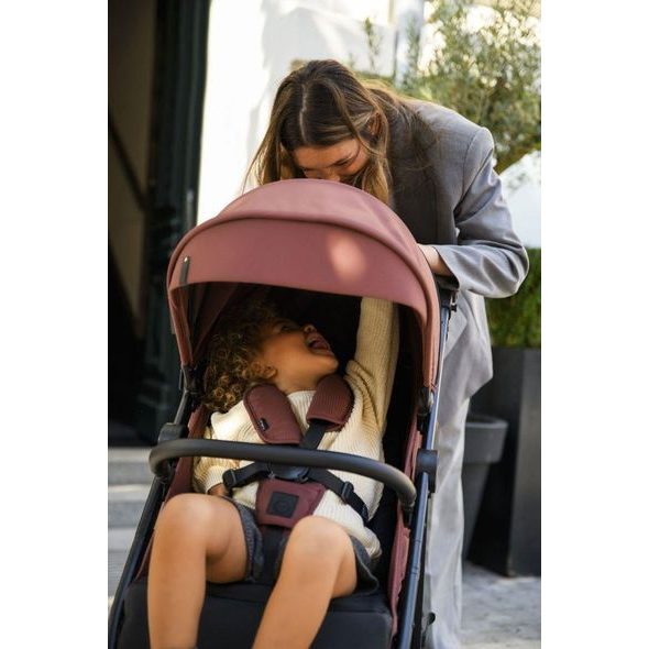 MOMI SPORTOVNÍ KOČÁREK MOMI CLARA MODRÝ 2024 - SPORTOVNÍ KOČÁRKY - KOČÁRKY A PŘÍSLUŠENSTVÍ