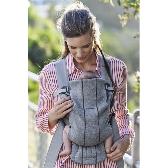 BABYBJÖRN NOSÍTKO MINI LIGHT GREY 3D JERSEY - KLOKANKY A ŠÁTKY - NOŠENÍ & SPORT