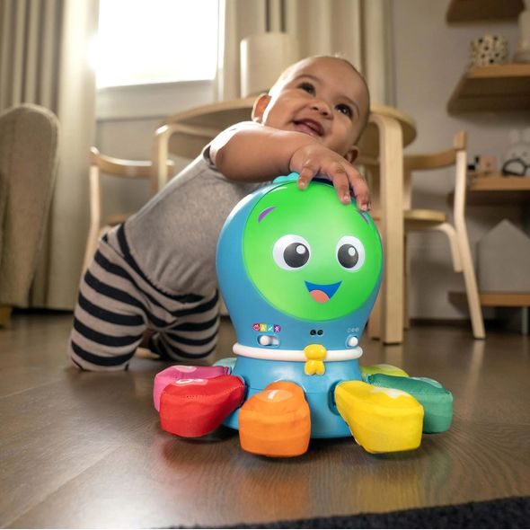 BABY EINSTEIN HRAČKA AKTIVNÍ GO OPUS GO™ 4V1 3M+ - AKTIVNÍ HRAČKY - PRO DĚTI