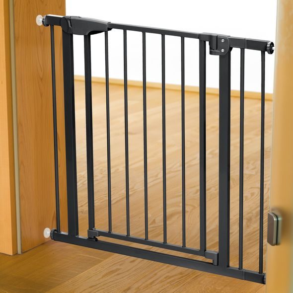 FILLIKID BEZPEČNOSTNÍ ZÁBRANA S AUTOMATICKÝM ZAVÍRÁNÍM BLACK - BEZPEČNOST DĚTÍ V DOMÁCNOSTI - KOUPÁNÍ A ZDRAVÍ