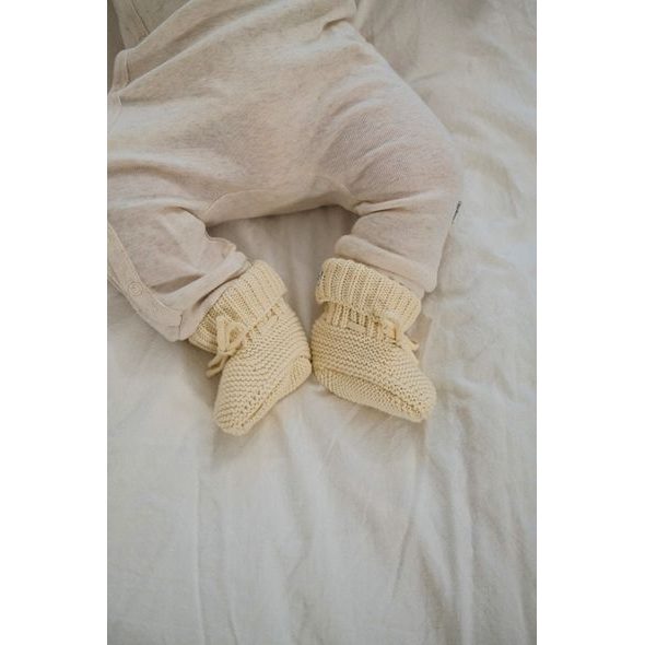 LODGER SLIPPER KNIT BUTTER 0 - 6 MĚSÍCŮ - KOJENECKÉ CAPÁČKY - PRO DĚTI