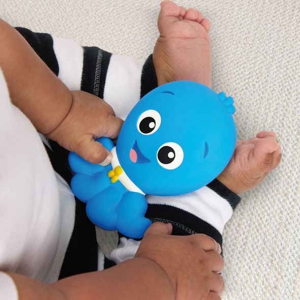 BABY EINSTEIN KOUSÁTKO Z PŘÍRODNÍHO KAUČUKU SOOTHING OPUS™, 0M+ - KOUSÁTKA - PRO DĚTI