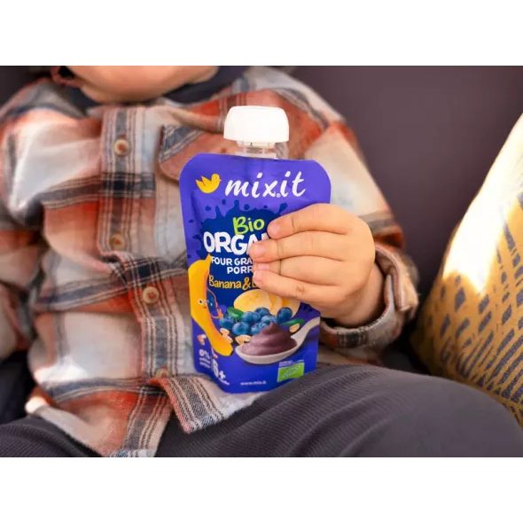 MIXIT BIO KAPSIČKA – BANÁN A BORŮVKA - DO TAŠKY NA VYCHÁZKU - PRO MAMINKY