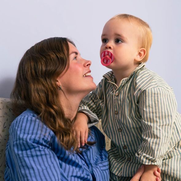 BIBS STUDIO COLOUR BLOCK CUMLÍKY Z PRÍRODNÉHO KAUČUKU 2KS - VEĽKOSŤ 1 - ŠIDÍTKA A DOPLŇKY - KRMENÍ