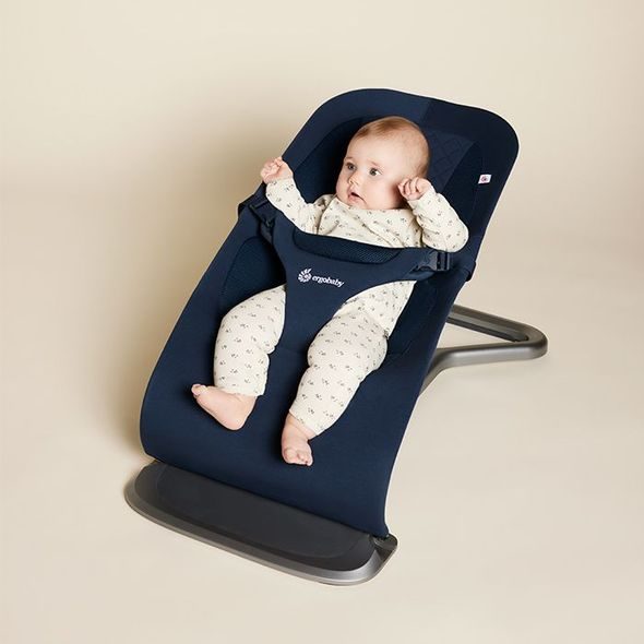 ERGOBABY EVOLVE LEHÁTKO - LIGHT GREY - LEHÁTKA A HOUPADLA - SPINKÁNÍ
