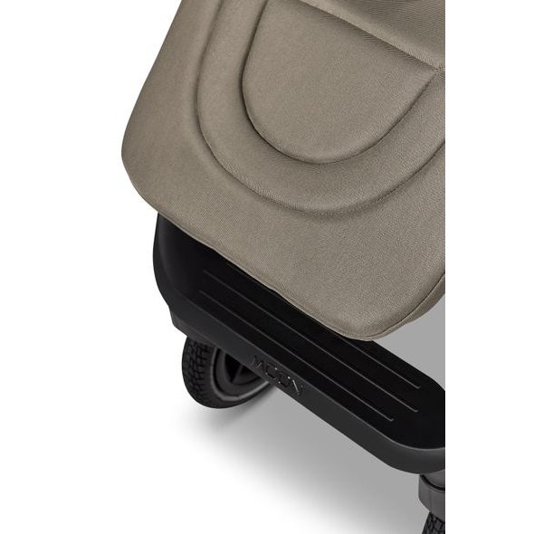 MOON PIÚ BLACK MATT - MUD - DVOJKOMBINACE - KOČÁRKY A PŘÍSLUŠENSTVÍ