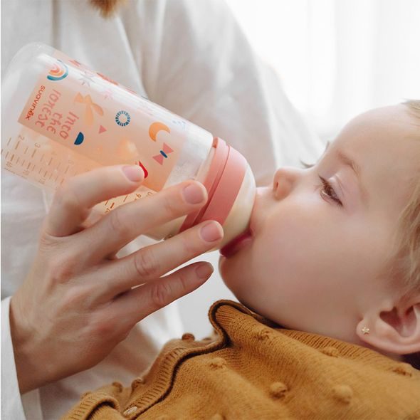 SUAVINEX KOJENECKÁ LÁHEV 360ML (L) FOREST - RŮŽOVÁ - KOJENECKÉ LAHVE - KRMENÍ